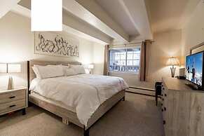 Nine Vail Road Condos with Easy Access to Gondola by RedAwning