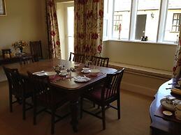 The Old Vicarage at Oakridge