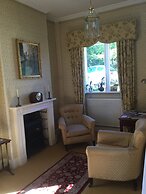 The Old Vicarage at Oakridge