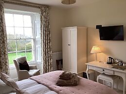 The Old Vicarage at Oakridge