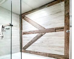 Penn Lodge Hotel & Suites