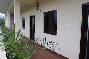 Royal Zayka Hotel & Restaurant