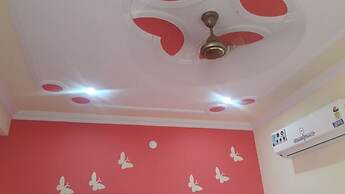 Royal Zayka Hotel & Restaurant