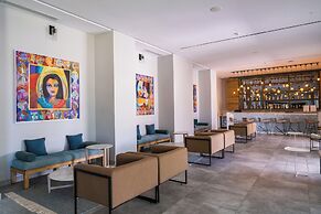 The Mirage Resort & SPA