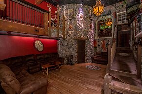 Adventure Suites