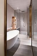 Joyze Hotel Xiamen, Curio Collection by Hilton