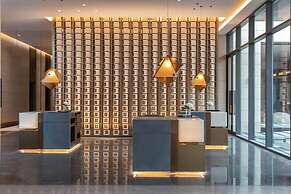 Joyze Hotel Xiamen, Curio Collection by Hilton