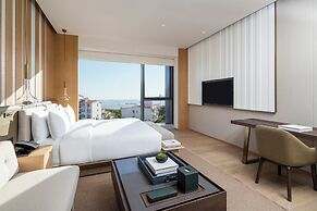 Joyze Hotel Xiamen, Curio Collection by Hilton
