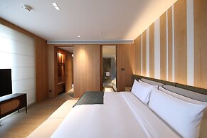 Joyze Hotel Xiamen, Curio Collection by Hilton