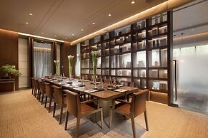 Joyze Hotel Xiamen, Curio Collection by Hilton