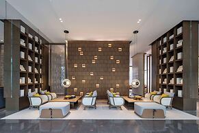 Joyze Hotel Xiamen, Curio Collection by Hilton