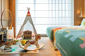 Joyze Hotel Xiamen, Curio Collection by Hilton