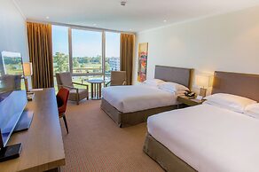 Hilton Pilar