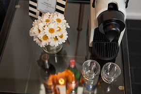 Lear Sense - Experience Luxury Hotel