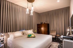 Lear Sense - Experience Luxury Hotel