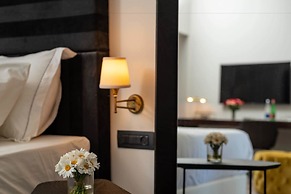 Lear Sense - Experience Luxury Hotel