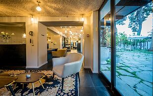 Lear Sense - Experience Luxury Hotel