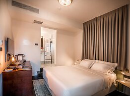 Lear Sense - Experience Luxury Hotel