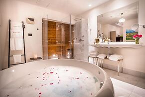 Lear Sense - Experience Luxury Hotel