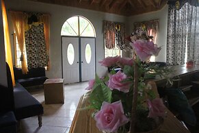 Jamaica Villa Sweetsap