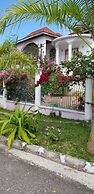 Jamaica Villa Sweetsap
