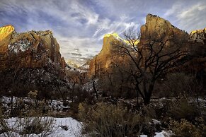 Zion's Camp and Cottages