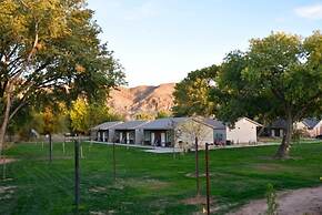 Zion's Camp and Cottages