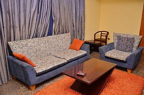 Yanna Lodge