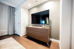 StripViewSuites at Signature