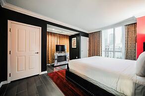 StripViewSuites at Signature
