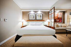 StripViewSuites at Signature