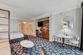 StripViewSuites at Signature