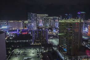 StripViewSuites at Signature