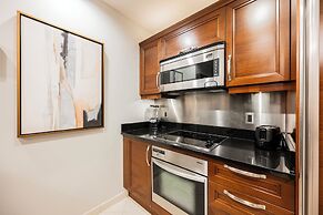 StripViewSuites at Signature
