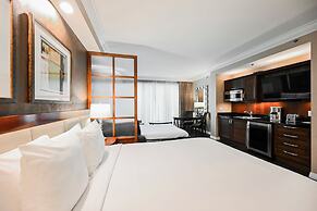 StripViewSuites at Signature