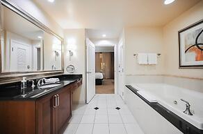 StripViewSuites at Signature