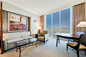 StripViewSuites at Signature