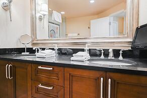 StripViewSuites at Signature