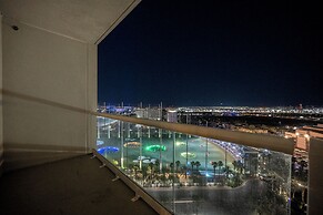 StripViewSuites at Signature