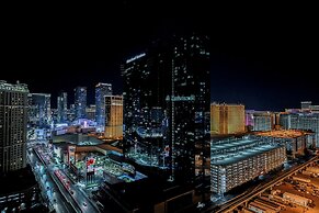 StripViewSuites at Signature