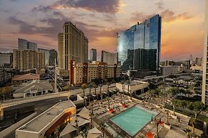 StripViewSuites at Signature