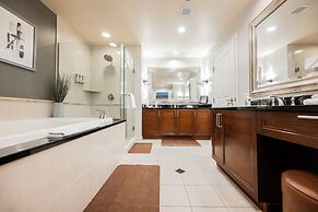 StripViewSuites at Signature