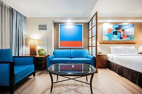 StripViewSuites at Signature