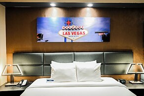 StripViewSuites at Signature
