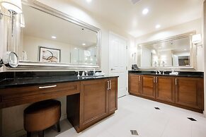StripViewSuites at Signature