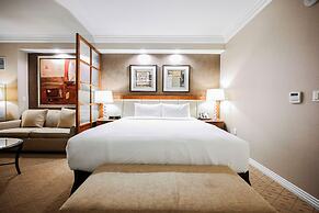 StripViewSuites at Signature
