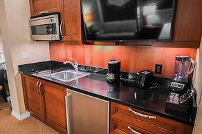 StripViewSuites at Signature