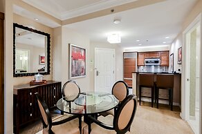 StripViewSuites at Signature