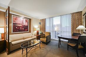 StripViewSuites at Signature