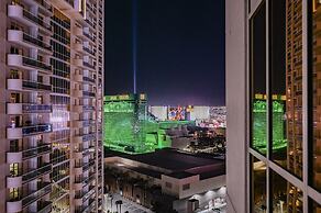 StripViewSuites at Signature